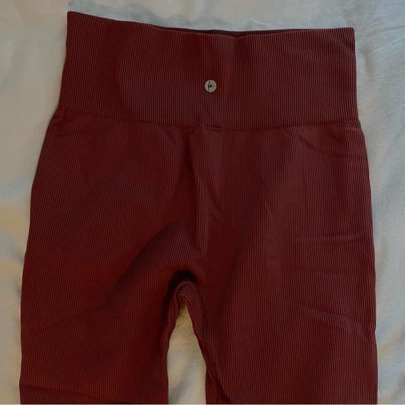 Pink/coral cycling shorts - Picture 2 of 3